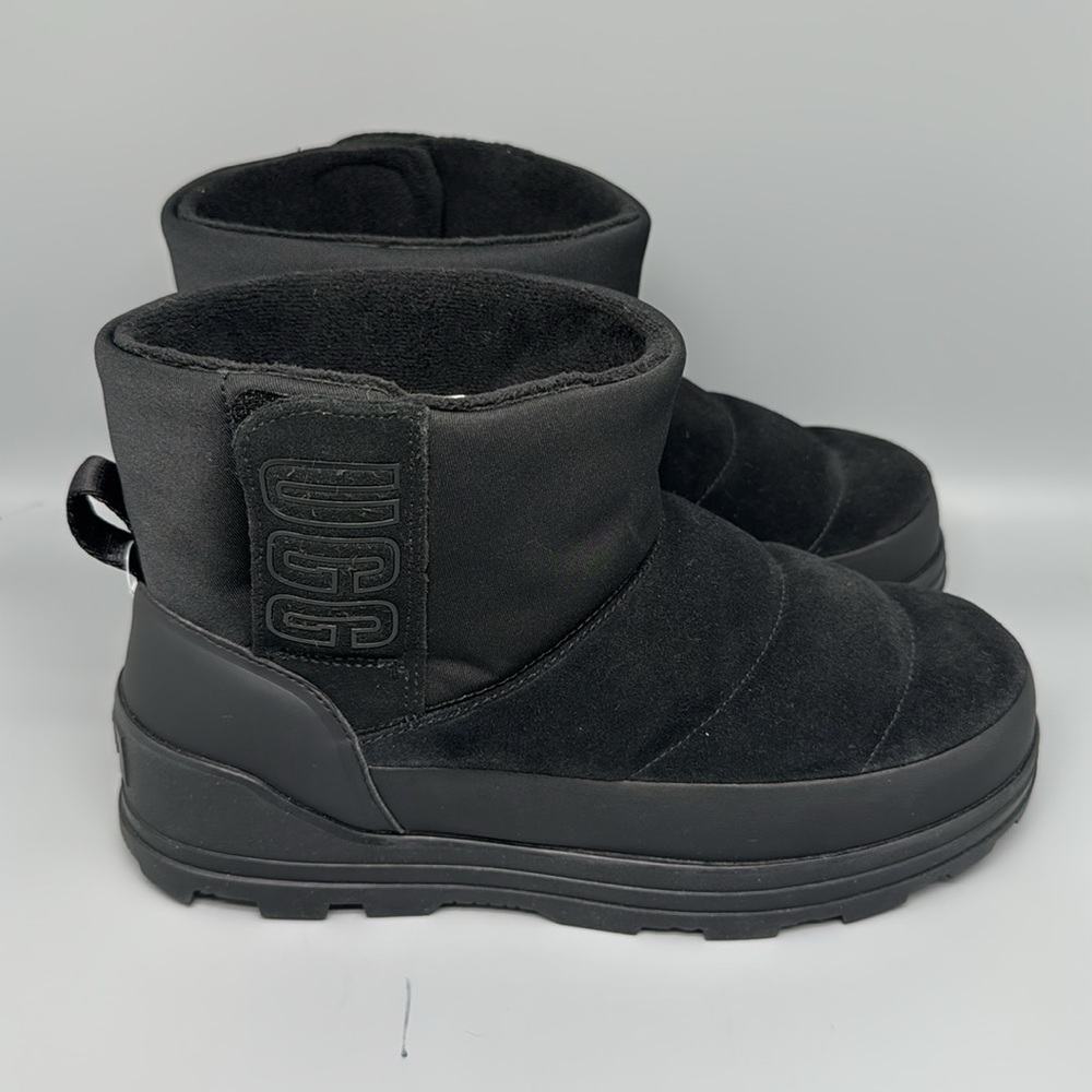 UGG Classic Klamath Mini Waterproof Black Boots Women's Sz 9 NEW